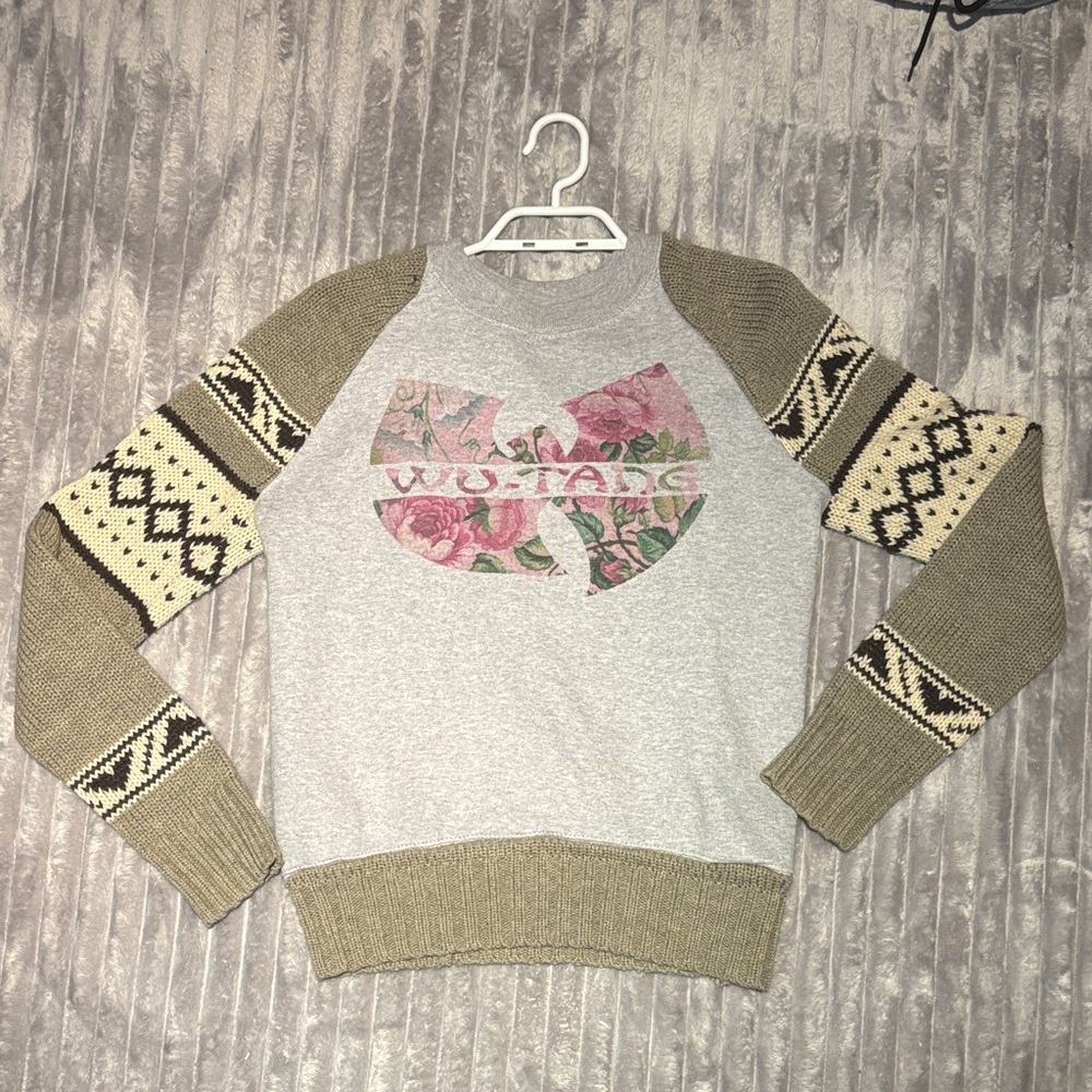 Wutang hand crafted crewneck